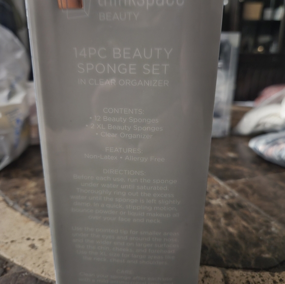 Thinkspace Beauty 14pc black white grey Beauty Sponge Set With Clear Organizer - Picture 4 of 5